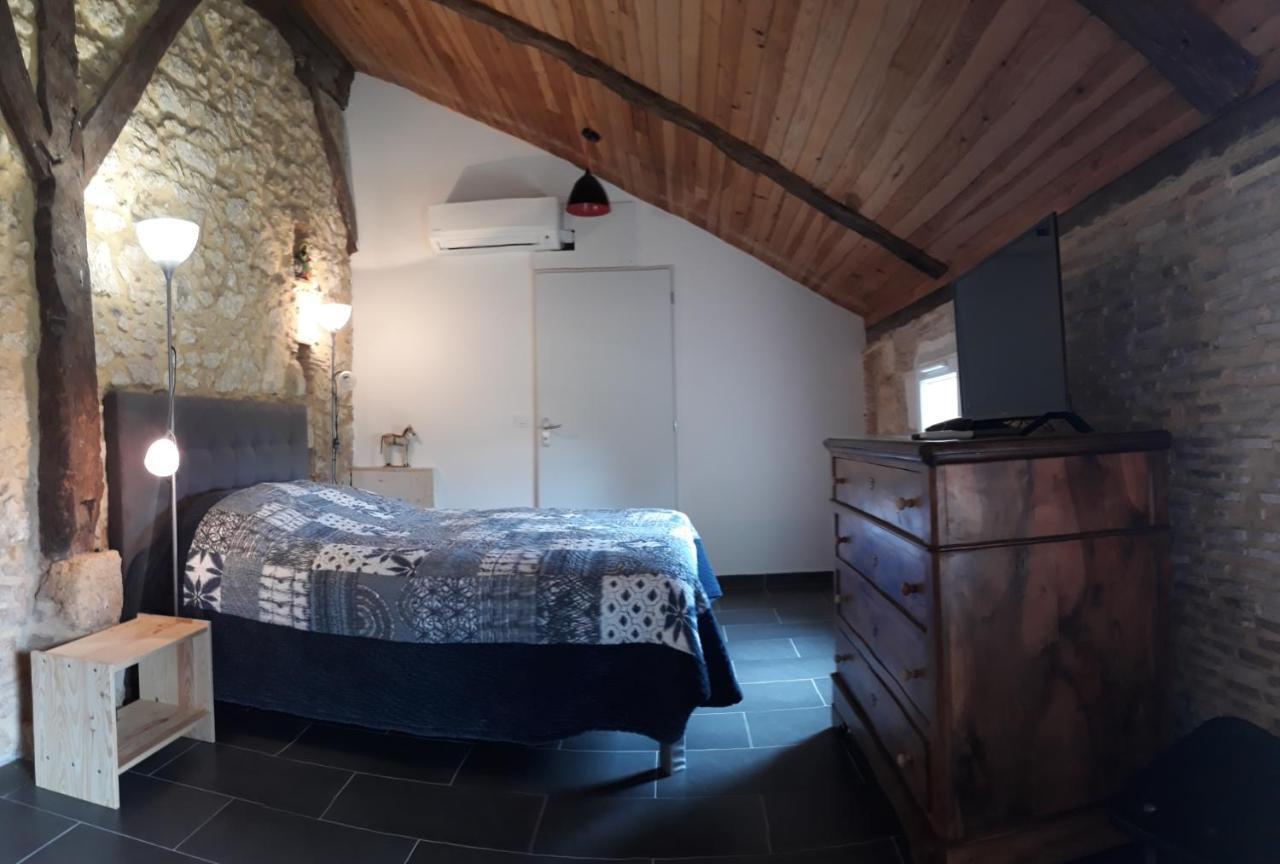 La Girafe Bleue Bed and Breakfast Lunas  Εξωτερικό φωτογραφία